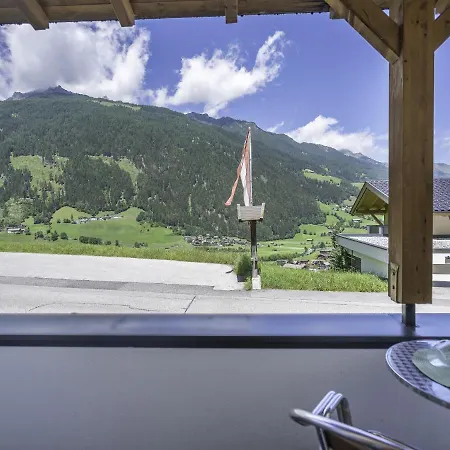 In The Stubai Valley With A Balcony 노이스티프트임스튀바이탈