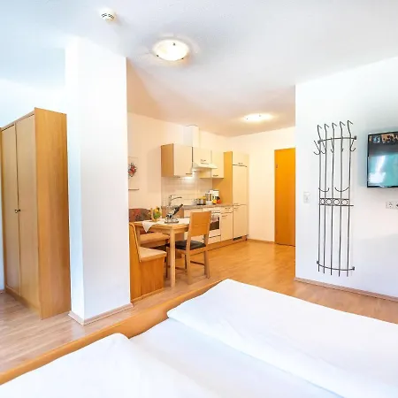 In Neustift Near Stubai Glacier Lägenhet