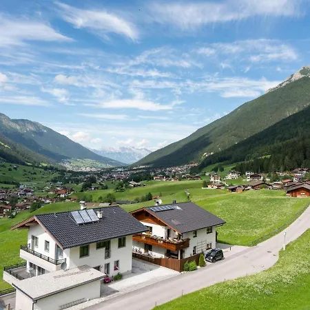 In The Stubai Valley With A Balcony 아파트 노이스티프트임스튀바이탈