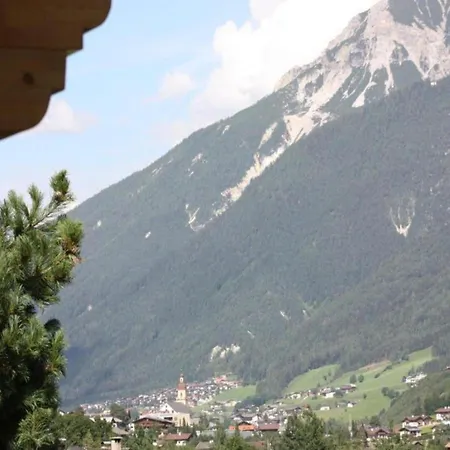In The Stubai Valley With A Balcony 노이스티프트임스튀바이탈
