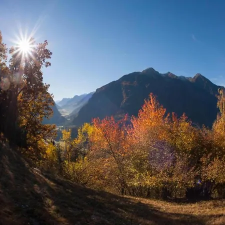 아파트 In The Stubai Valley With A Balcony