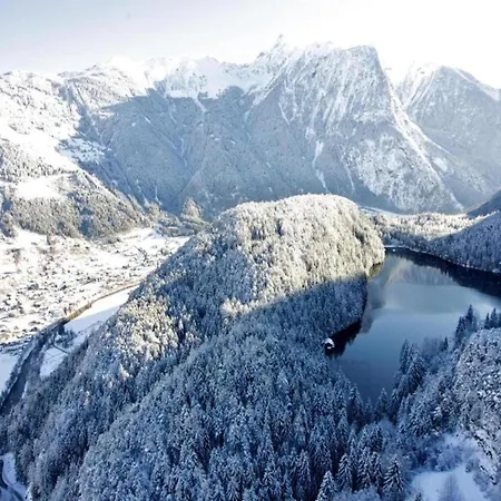 In Neustift Near Stubai Glacier Нойштифт-им-Штубайталь