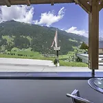 In Neustift Near Stubai Glacier Нойштифт-им-Штубайталь