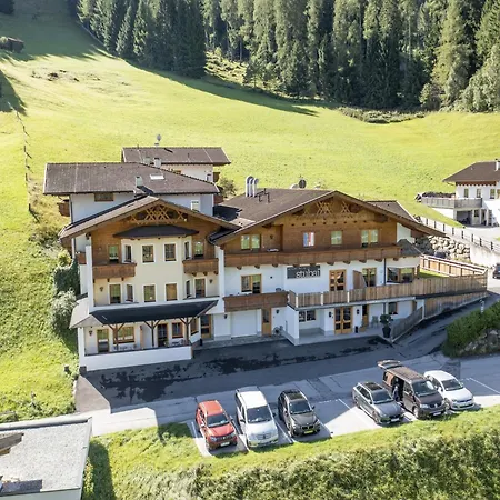 In Neustift Near Stubai Glacier * Нойштифт-им-Штубайталь